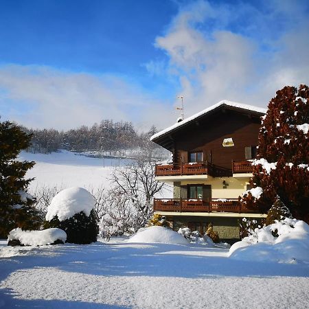 Casa Margherita Chambres D'Hotes & Spa Challand-Saint-Anselme Exterior foto