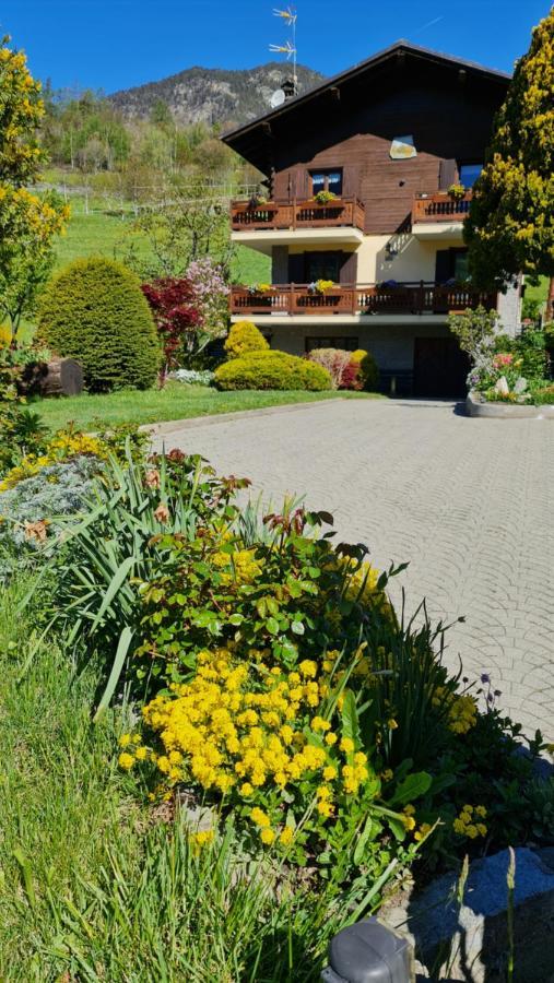 Casa Margherita Chambres D'Hotes & Spa Challand-Saint-Anselme Exterior foto